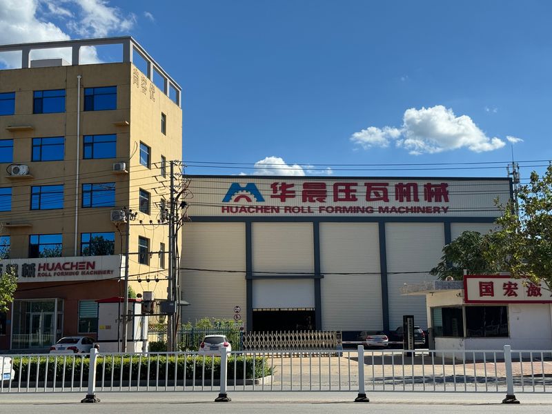 Cina Cangzhou Huachen Roll Forming Machinery Co., Ltd. 
