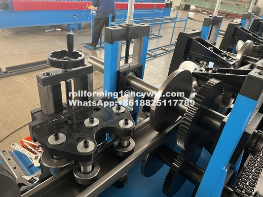 Satu Klik CZ Purlin Interchange Roll Forming Machine Chain Drive
