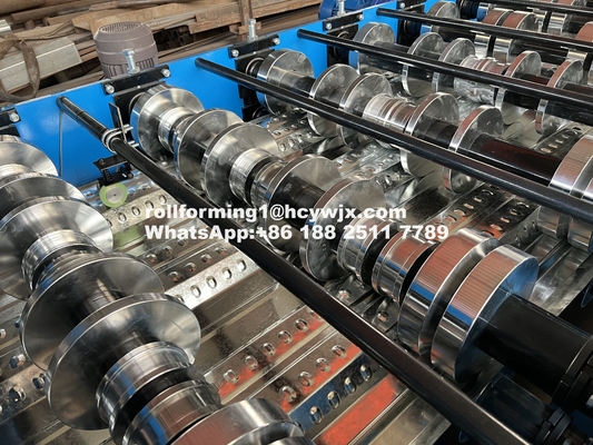 Hydraulic 11 11 5.5KW Motor Floor Deck Roll Forming Machine 8-12m/min Kecepatan Dengan Sistem Kontrol PLC