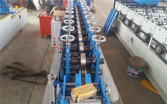 Kualitas Tinggi Otomatis Baja Keel Roll Forming Mesin