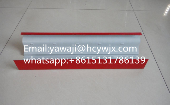 Cr12 Steel Hydraulic Cutting Gutter Roll Forming Machine Dengan Kontrol PLC