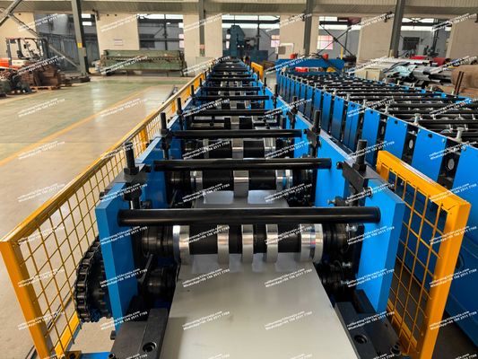 Rainspout Downspout Roll Forming Machine Hydraulic Cutting 100mm Atau Diameter Disesuaikan