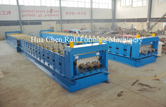 1.2mm Ketebalan 28T Berat Metal Deck Roll Forming Machine dengan 1 tahun garansi untuk produksi lantai dek