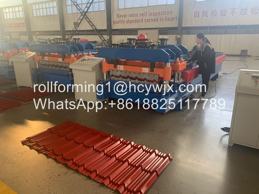 Atap Aluminium 0.6mm Mengkilap Tile Roll Forming Machine Untuk Bahan Bangunan