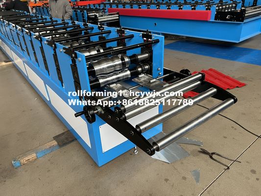 setengah putaran Rain Gutter Roll Forming Equipment 19 Rows Rollers