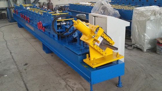 Profil Baja C Z Purlin Roll Forming Machine Dengan Motor Hidrolik, Lebar 80mm - 300mm