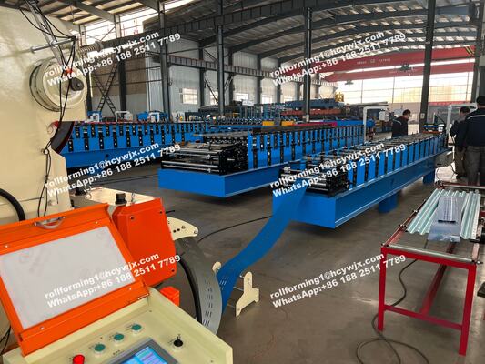 PLC dikendalikan Spandrel Color Coated Wall Panel Roll Forming Machine dengan ketebalan 0,3-0,6mm dan 15 baris Rollers