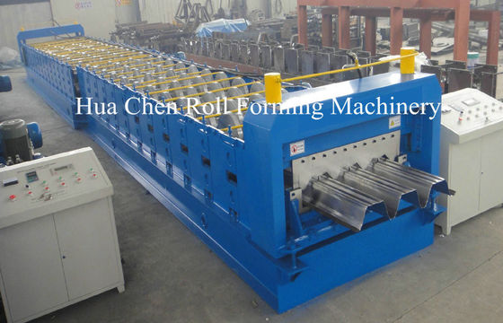 Shaft Bearing Steel Roof Sheet Membuat Mesin, Metal Roll Forming Equipment 15m / Min