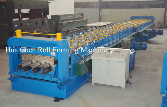 1.2mm Ketebalan 28T Berat Metal Deck Roll Forming Machine dengan 1 tahun garansi untuk produksi lantai dek