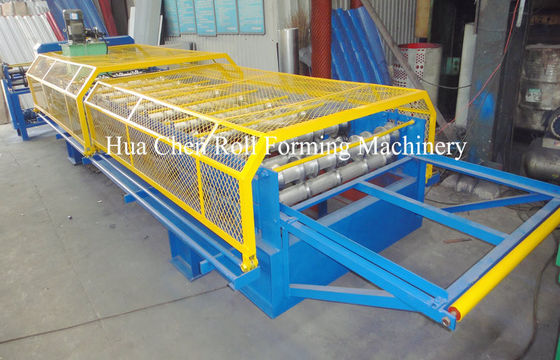 Thickness of raw material 0.3-0.7mm Roofing Sheet Roll Forming Machine