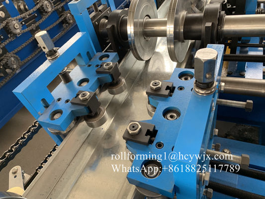 CR12 Cutter Chain Drive C Purlin Membentuk Mesin