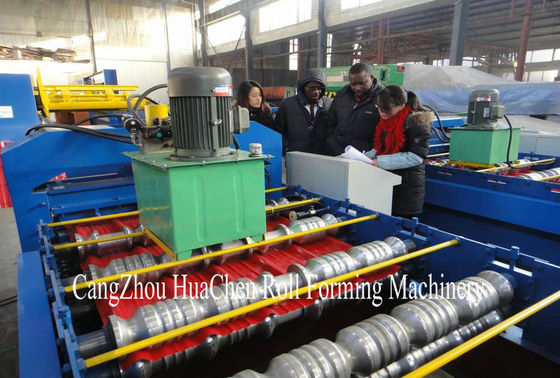 70mm Diameter poros Double Layer Roll Forming Machine Dengan 11 Row Roller dan PLC Control